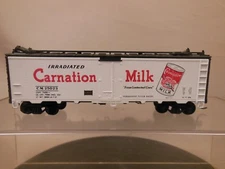 HO SCALE 40' STEEL ICE DOOR REEFER CARNATION (1/2)