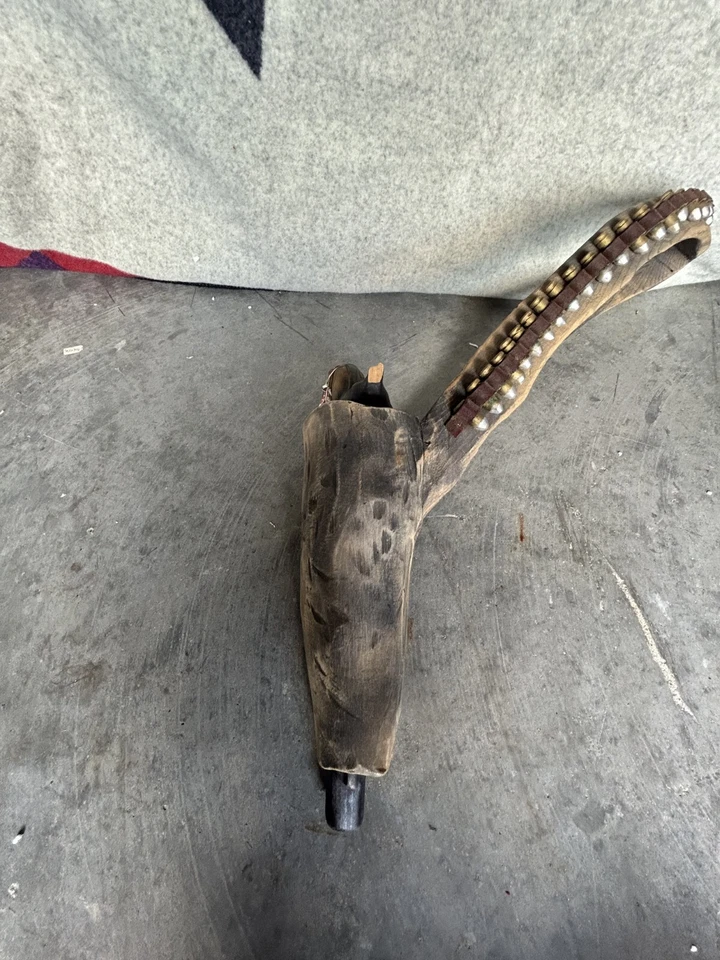 Vintage Handmade Toy Pistol Wood Gun And Holster Man Cave Old Folk Art - Damaged - Image 2 of 4