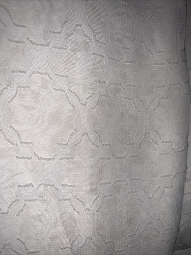Liz Claiborne Camille Set of 2 Rod-Pocket Panel in Ivory 50”X95” - Picture 3 of 3