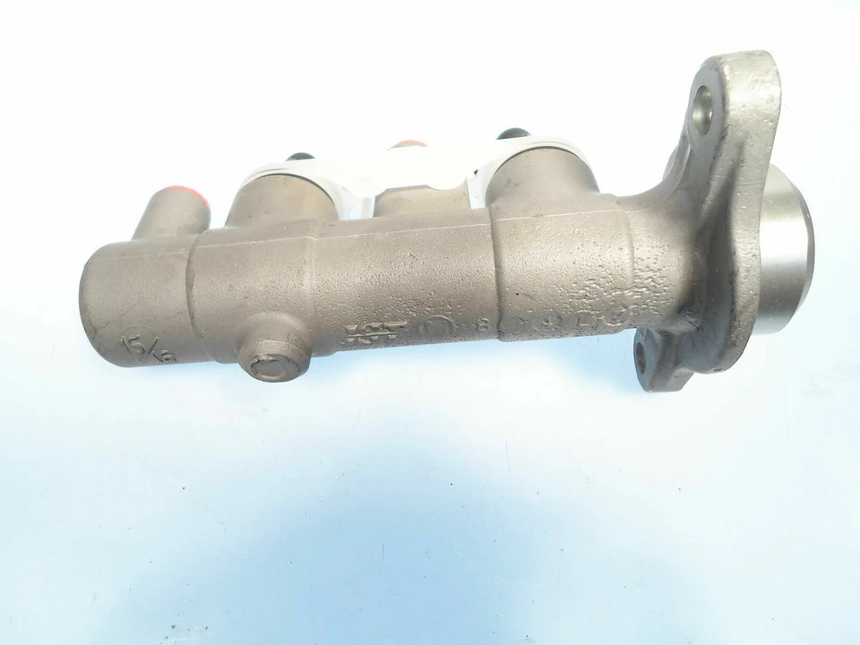 Главный тормозной цилиндр подходит для Dodge Avenger Eagle Talon & Mits Eclipse 072-9233 - Изображение 2 из 2