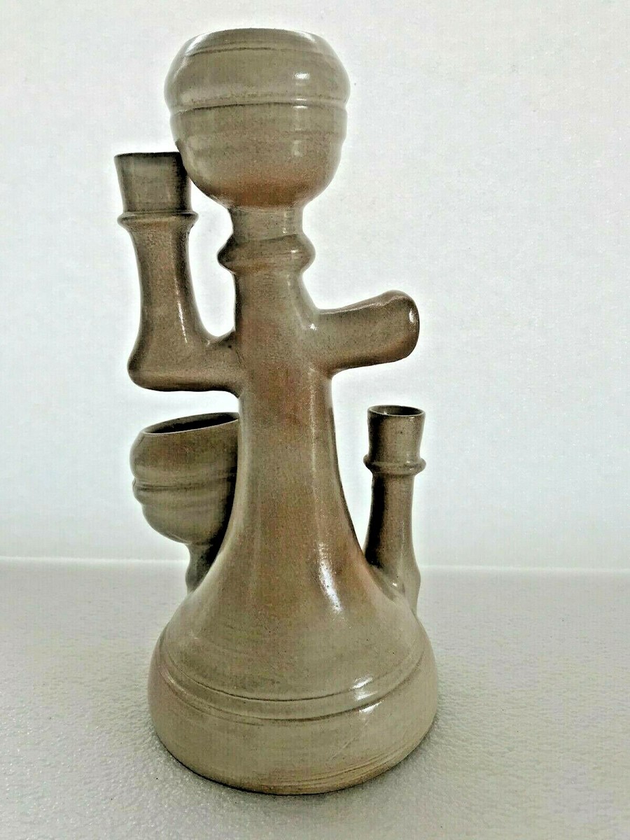 bougeoir céramique anthropomorphe signé p | €105
