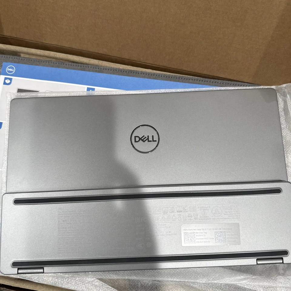 Dell C1422H Portable 14" Full HD LCD Monitor - 16:9 - Silver case and cord New - Image 4 of 4