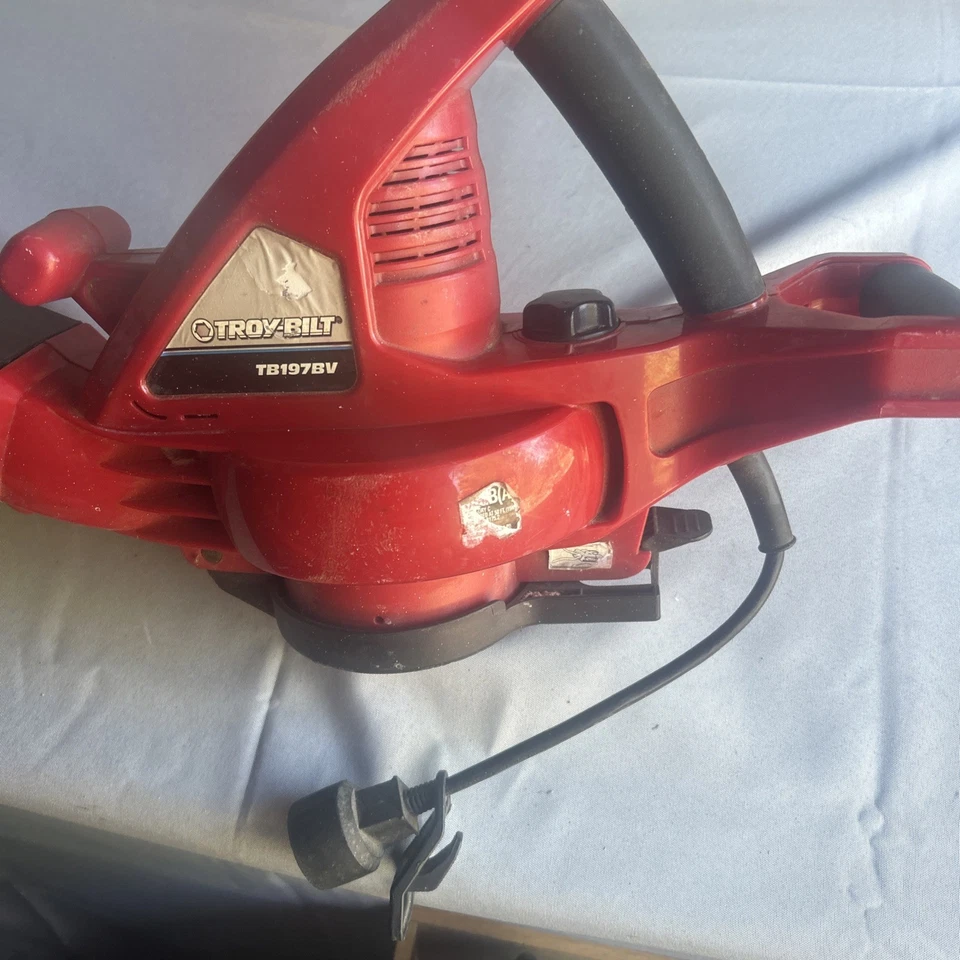 Troy Bilt TB197BV有线鼓风机吸尘器(已测试) — 第 3/4 张图片