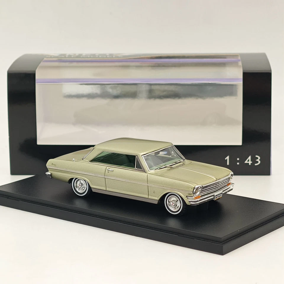 NEO 1/43 1963 Chevrolet Nova SS Green Resin Models Car Colllection - Image 2 of 4