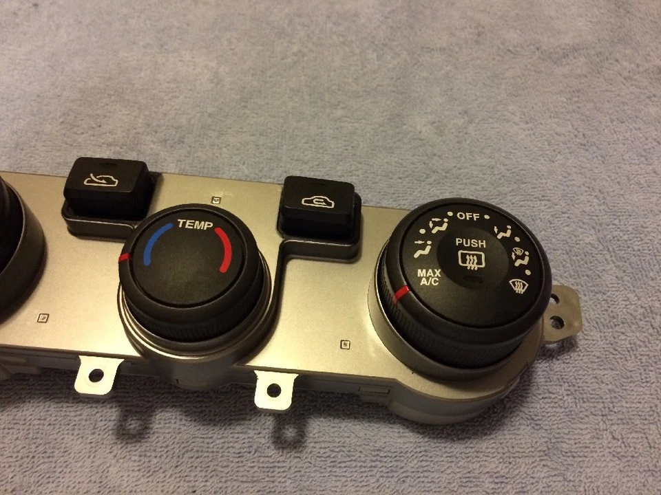 06 07 08 KIA OPTIMA CONTROL DE TEMPERATURA CALOR/AC 97250-2GXXX Foto 2 de 4