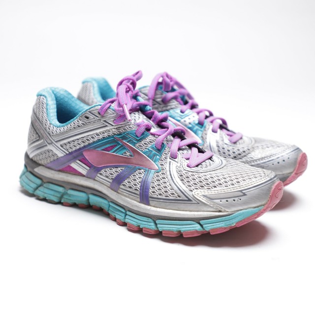 brooks running wide toe box