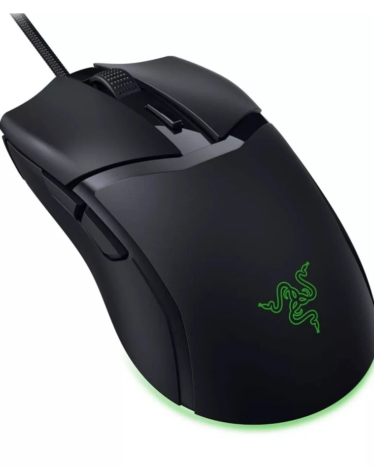 Razer Cobra Lightweight Optical Wired RGB Gaming Mouse / NEW - Image 3 of 4