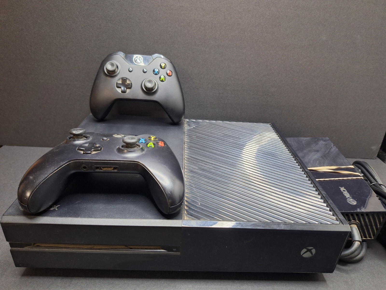 Microsoft Xbox One 500GB Console Black Model 1540 Includes 2 Controllers Tested 