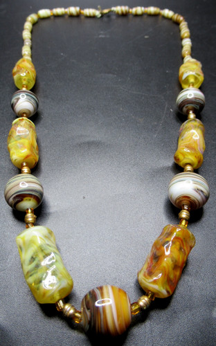 Gorgeous Art Glass Vintage Art Deco Necklace