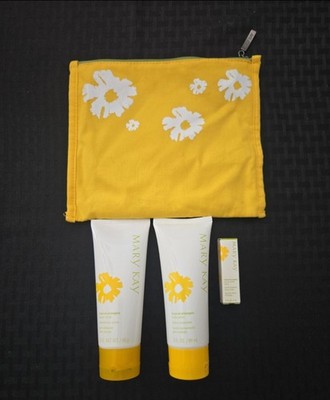 Mary Kay Tropical Pineapple Toiletries Set w/ Scrub Lotion EDT, Yellow Pouch
