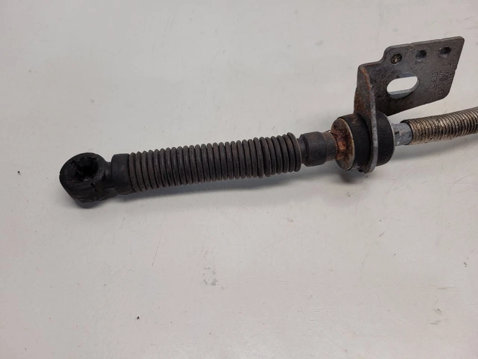 2005 Audi A4 (2.0L / Turbo / CVT) Shift Linkage PN: 4BC713281D - Imagem 2 de 4