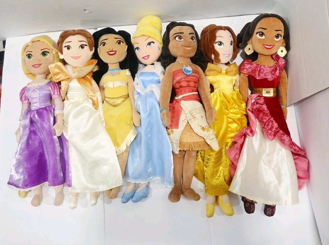 Lot Cinderella Belle Rapunzel Moana Pocahontas