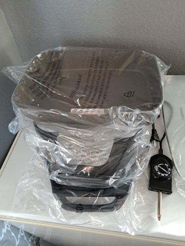 Presto 16" Keramik elektrische Pfanne mit Glasabdeckung, Silber 06860 - Bild 4 von 6