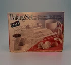 NEW IN BOX Vintage Pyrex Accessories 22-Piece Plastic White Baking Set