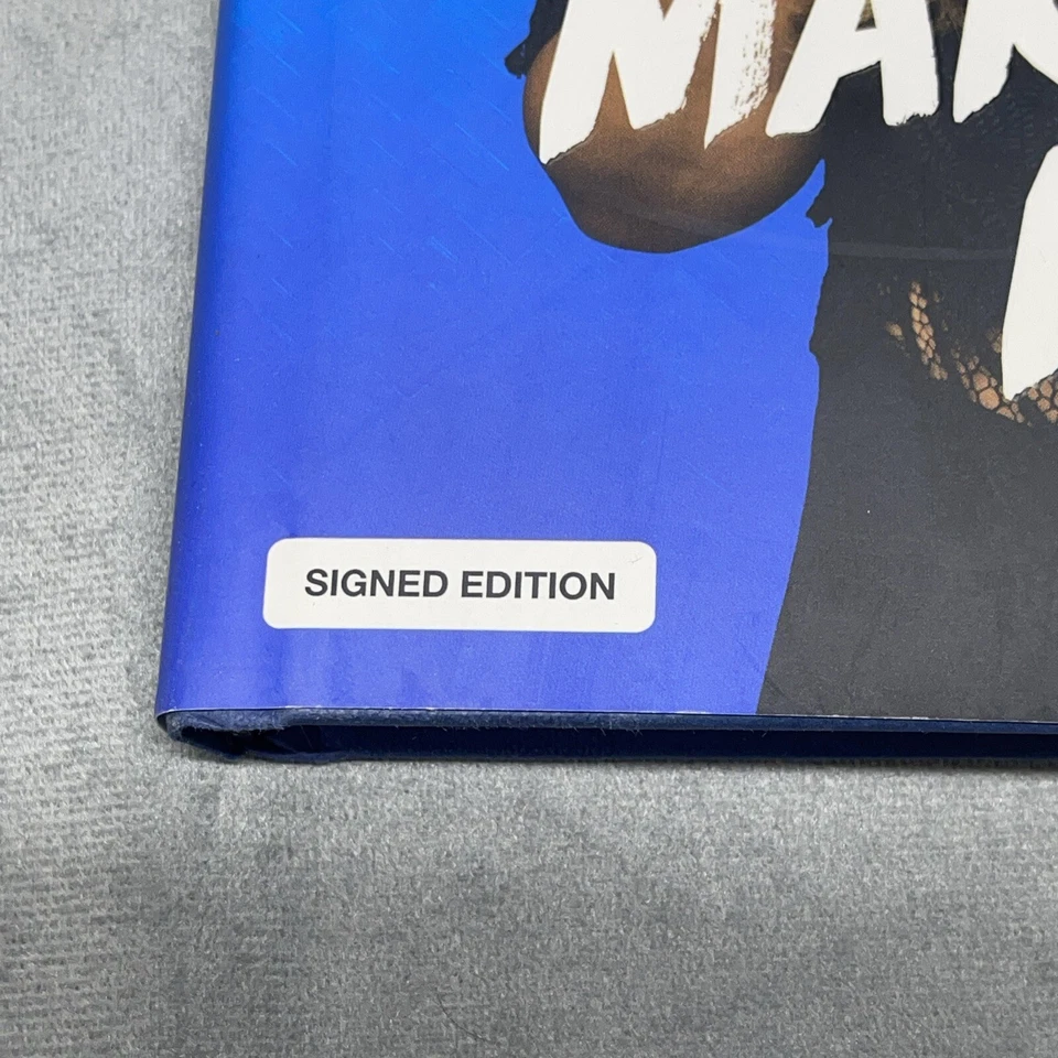 Bethany Mota Signed First Edition Make your Mind Up Book Special Dust Cover Foto 2 de 4