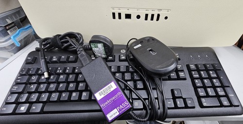 HP Pavilion AIO 24-e085na AMD A9-9400@2.4Ghz 8GB RAM 240GB SSD Win10 bundle - Picture 4 of 15
