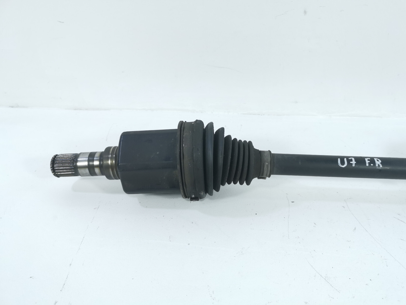 2014-2020 MASERATI QUATTROPORTE AWD RIGHT PASSENGER FRONT AXLE SHAFT OEM