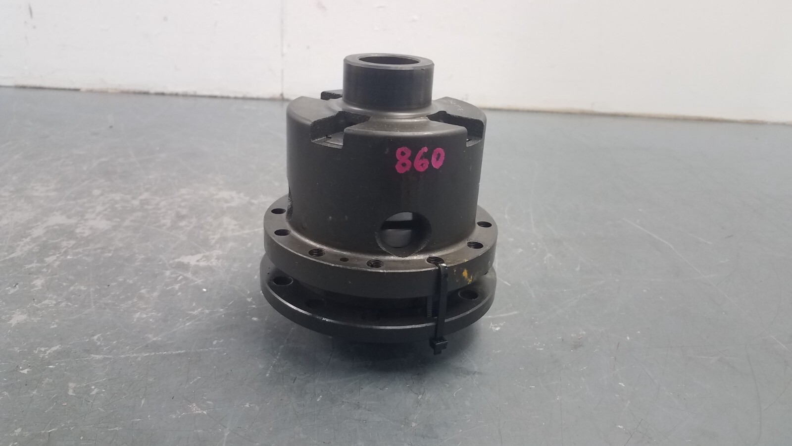 Lamborghini Gallardo  OEM Rear Differential Carrier #7677 B5