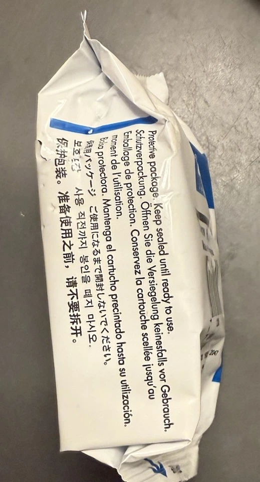 NEW Genuine HP 61 Tri-Color Ink Cartridge in Foil CH562W Sealed Package No Box - Image 4 of 4