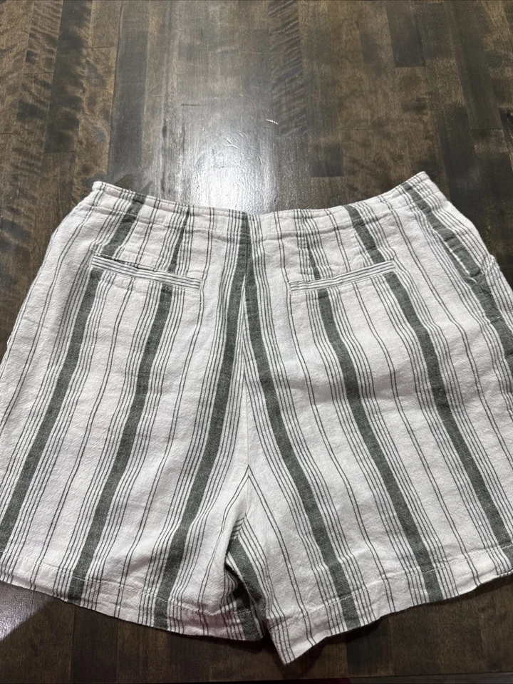 Anthropologie Linen Blend High Waisted Shorts Sz 2 Gray/Green Striped Button Fly - Image 4 of 4