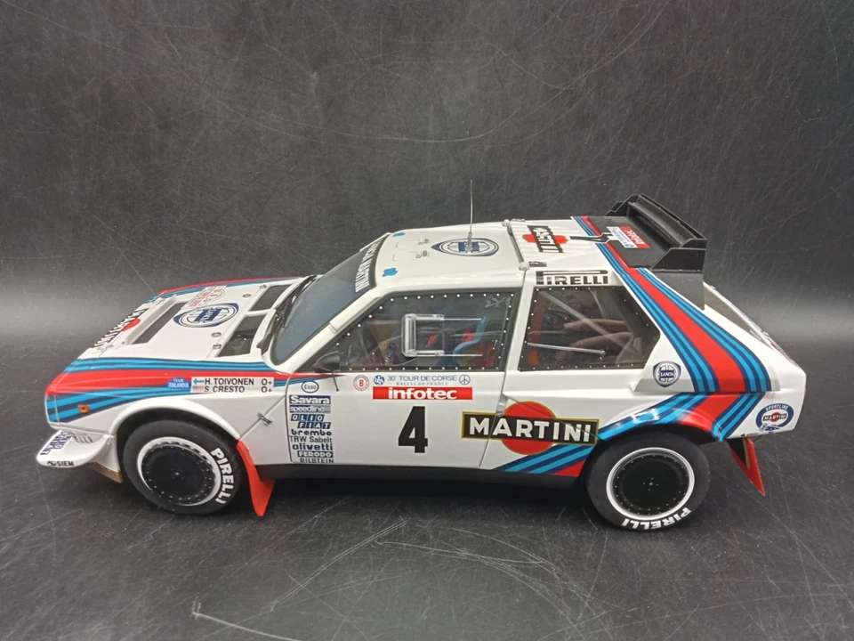 Lancia Delta S4 rally Tour de Corse 1986 1/18 Autoart - Immagine 3 di 4