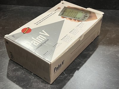 3Com Palm V Handheld PDA Connected Organizer, Box, Stylus, Leather Case