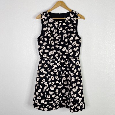 Ann Taylor Womens Size 8 Black & White Daisy Floral Print Fit and Flare  Dress | eBay
