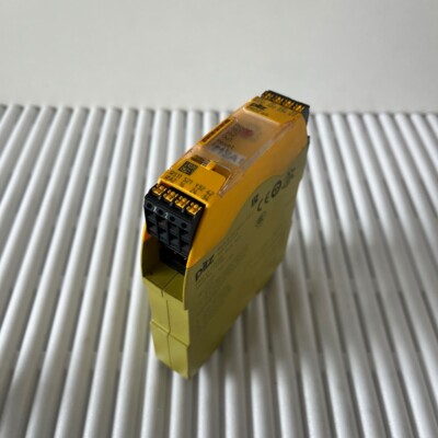 1x pilz PNOZ s4 C 24VDC 3n/o 1n/c 751104 Sicherheitsrelais