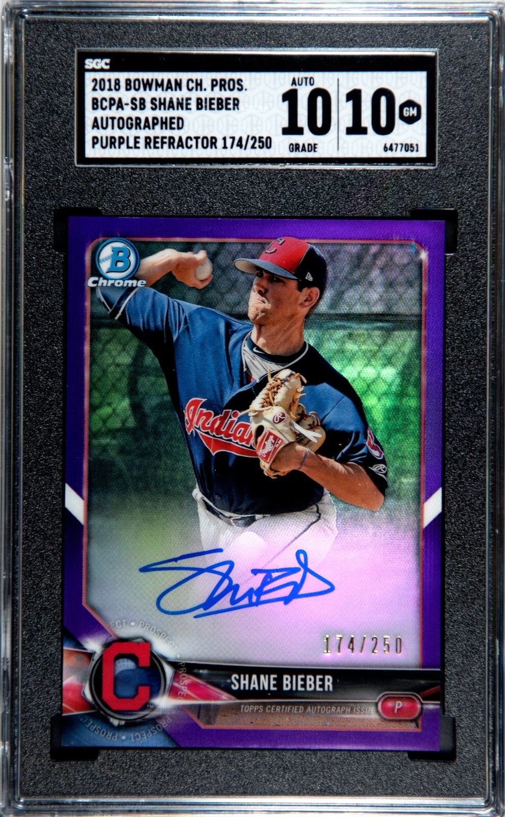 2018 Bowman Chrome Shane Bieber PURPLE REFRACTOR /250 SGC 10 w/10 AUTO