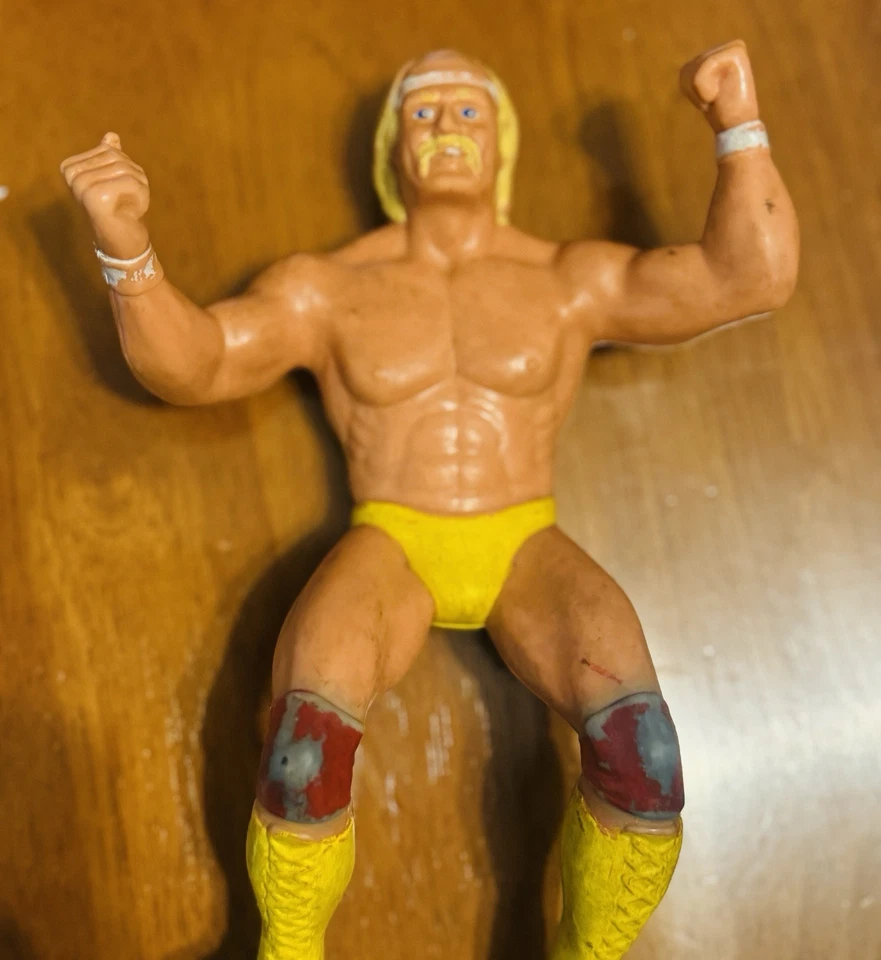 Figura con cinturón Hulk Hogan 1984 8" Superestrellas de Lucha WWF Titan Sports LJN Foto 2 de 4