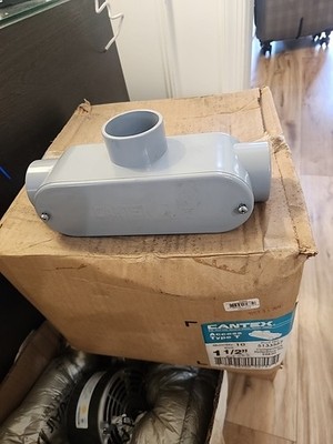 Cantex 5133567 1-1/2'' UL Access Type T Conduit Outlet Body PVC Qty 10