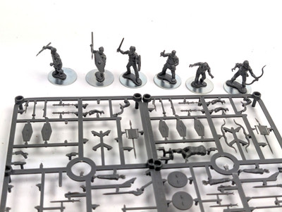 CTHULHU Death May Die Brettspiel CMON Season 1 + 2 + Scarlett Promo + Black Goat
