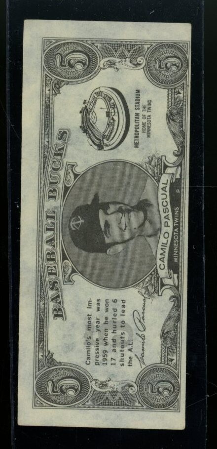 1962 Topps Baseball Bucks Camilo Pascual Twins LOOK!