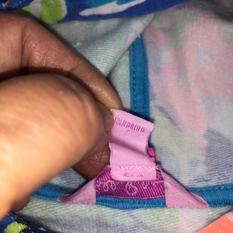 Пончо Lilly Pulitzer XL 12-14 Ashleey Cover Up Purrfect с капюшоном для девочек на молнии - Изображение 4 из 4