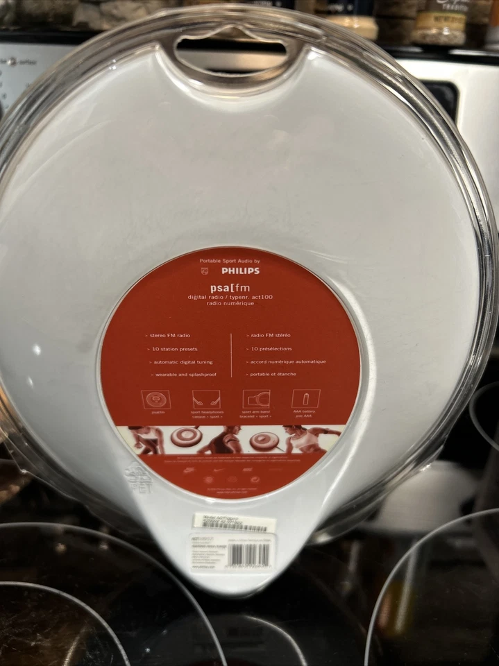 New In Box Nike Portable Sports Audio by Philips ORIGINAL Headphones Super Rare - Image 2 of 4