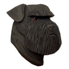Figura placa cabeza Schnauzer negra sin recortar