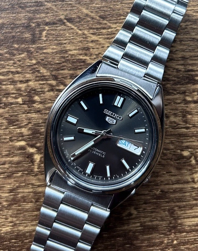 SEIKO 5 SNXS79J1 Automatik Uhr Herren Armbanduhr Edelstahl SilberDatum 38mm
