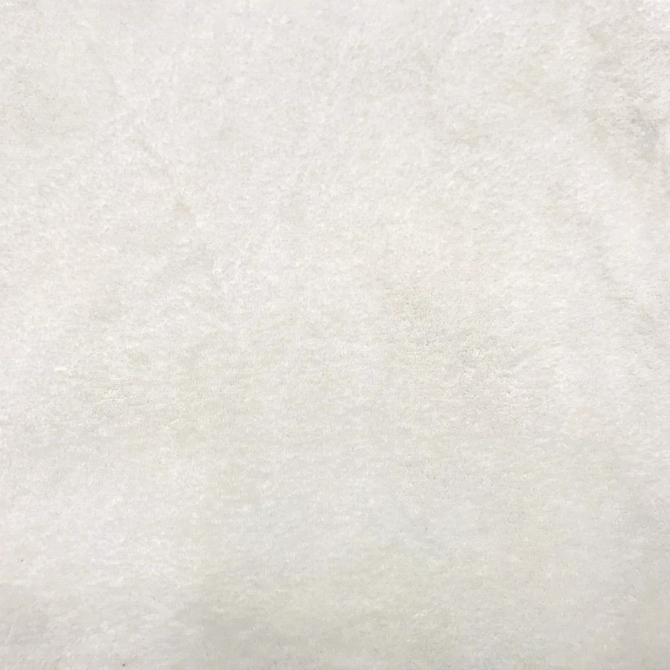 Детское одеяло Little Me с атласной отделкой белое плюшевое - Изображение 4 из 4