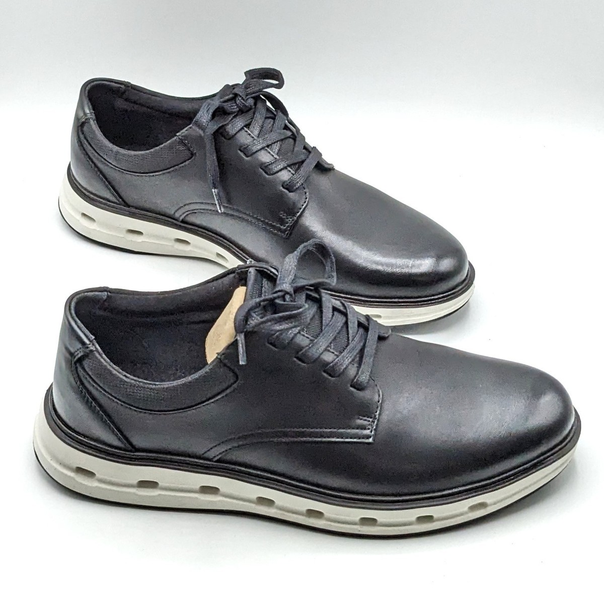 Lands\' End Men\'s Oxford Shoes - Black and White Lands main image 4