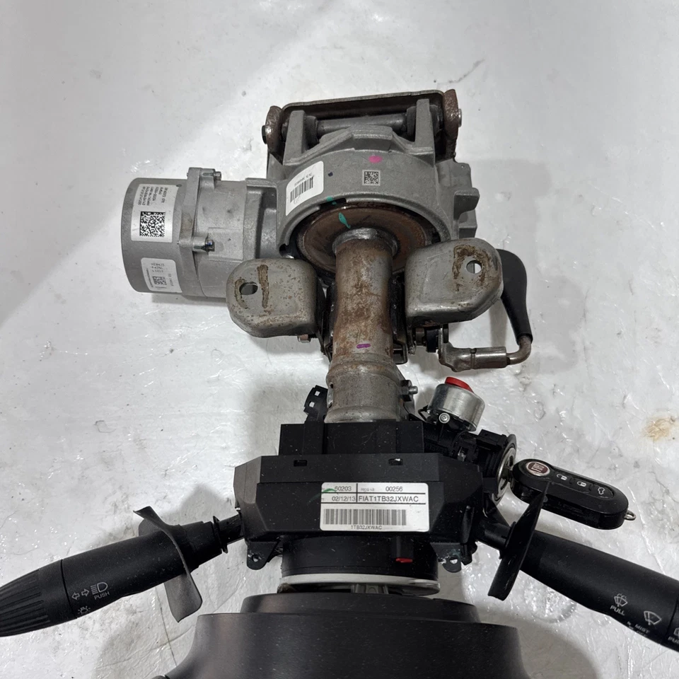 Fiat 500 12-17 полная рулевая колонка в сборе с ключом P1UD37JXWAF 28262476 313 - Изображение 3 из 4