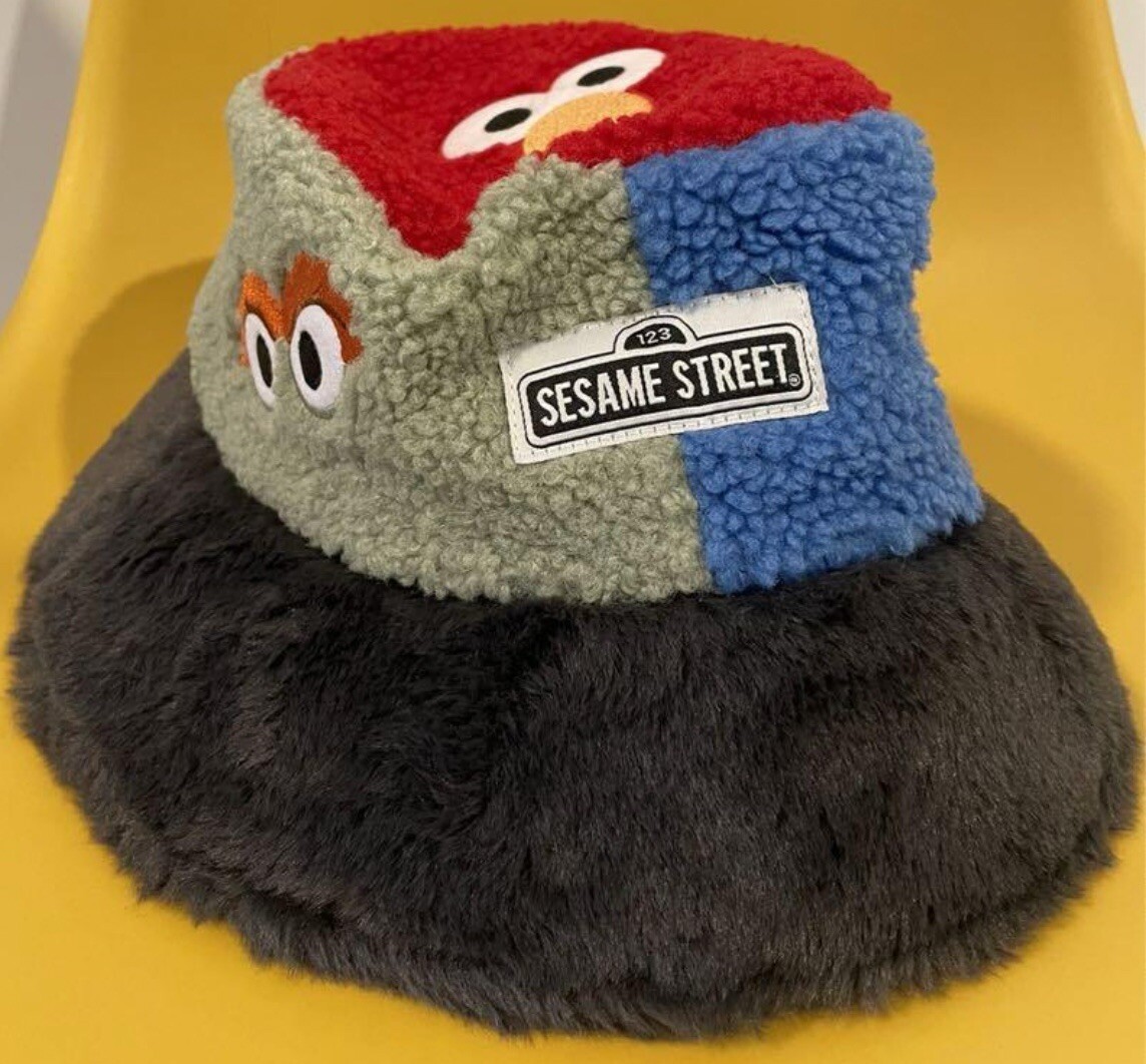 USJ Sesame Street Elmo, Cookie Monster & Oscar Hat Universal