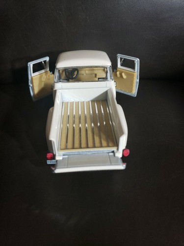 1956 FORD F-100 SCALE 1/38 - Picture 3 of 6