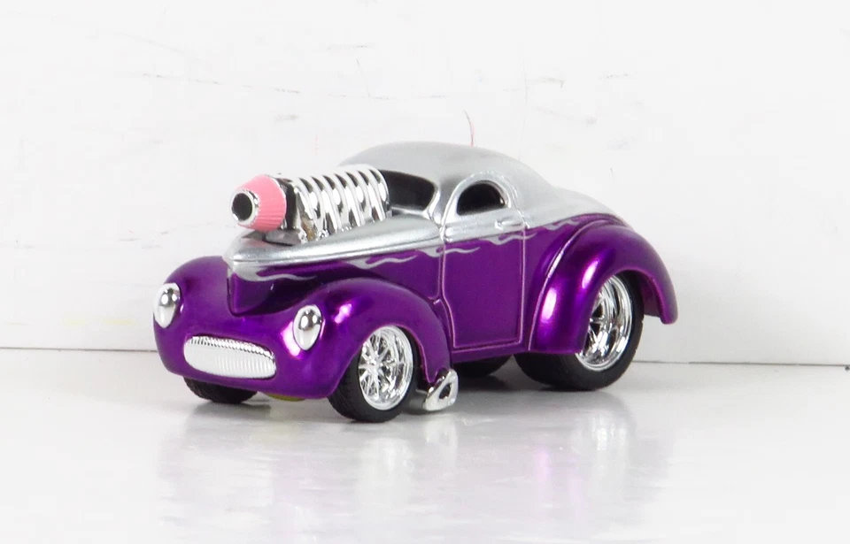 2007 Series 1 Release 1941 Willys 41 Coupe Blower Purple Silver Diecast 1:64 - Image 4 of 4