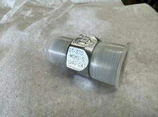 Check Valve #6mb X #6mofs. Parker # DT-370-MOMS-5.      Over 100 Pcs available.