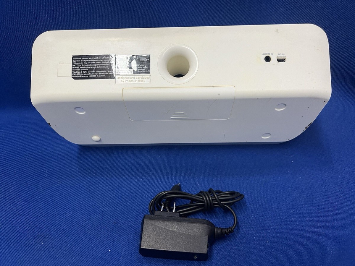 Philips Bluetooth Speaker Model SBT300WHI/37 #607 SBT300 Philips Bluetooth Speaker Model SBT300WHI/37 #607 SBT300