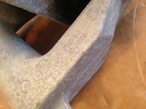 08-12 CHEVY MALIBU ON FRONT CROSSMEMBER BY FIRE WALL ON CROSSMEMBER BACK MOUNT - Picture 8 of 12