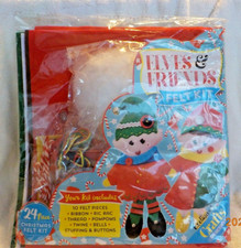 Elves  Friends 24 piece Christmas Felt Craft Kit from Crafts Beautiful