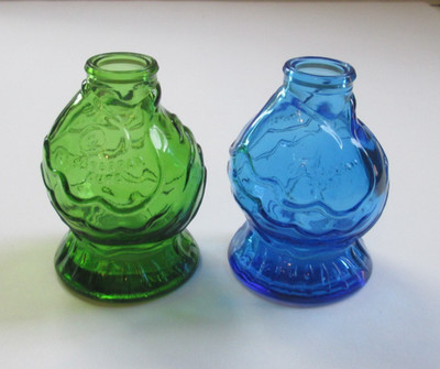 3.5'' Wheaton Glass Bottles GREEN & BLUE Fish Cattarah Cure Tuscans Springs CA.