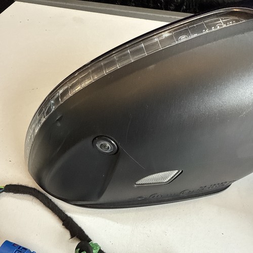 2018 VW PASSAT B8 DRIVERS SIDE DOOR MIRROR IN BLUE LH5X W 360 CAMERA POWER FOLD - Picture 9 of 19