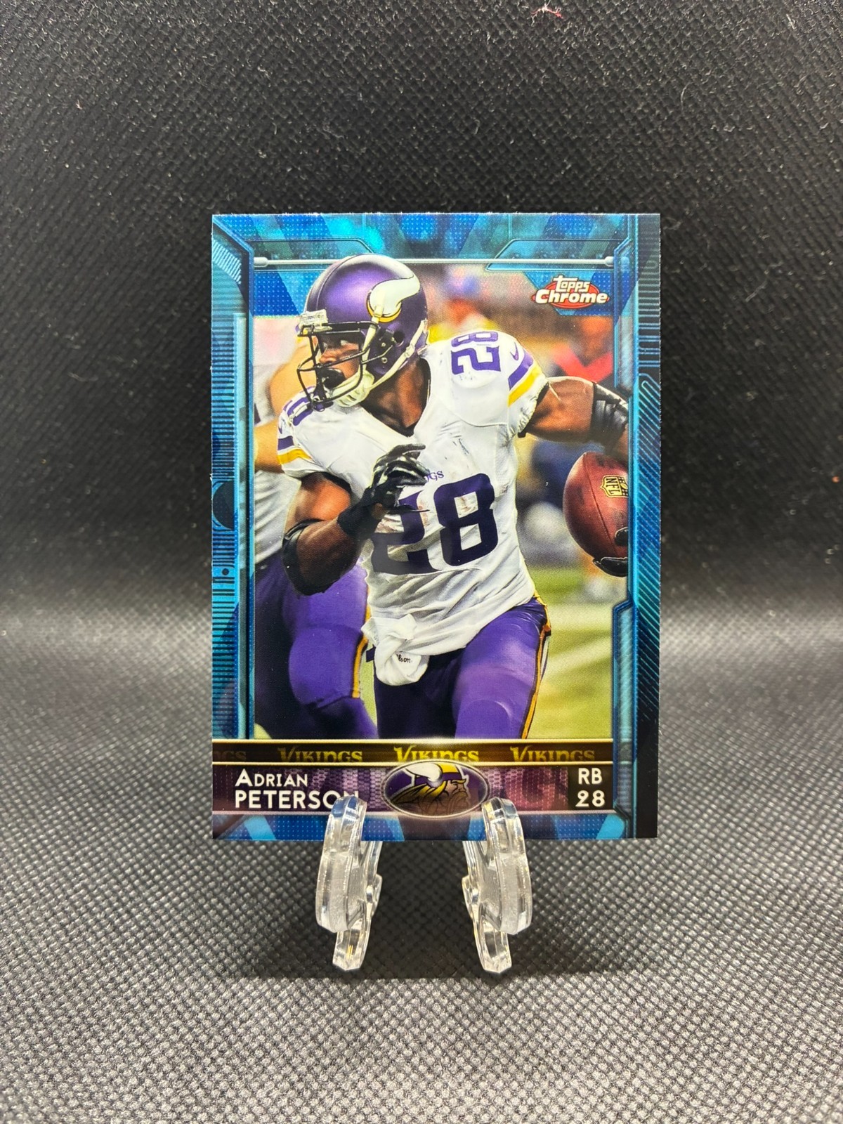 2015 Topps Chrome #24 Adrian Peterson Blue Wave Refractor Minnesota Vikings